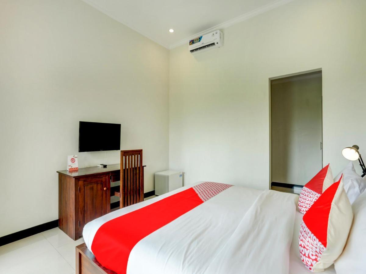 OYO 90116 Carik Bali Guest House Canggu Extérieur photo